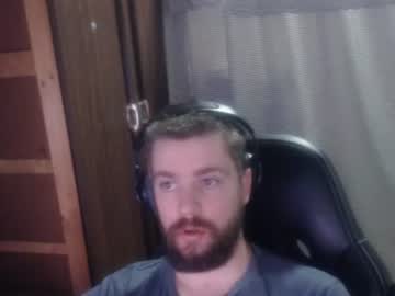 Hornyskypguy2